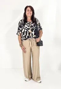 Image CHIQUE IN THIS LOOK