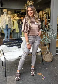 Image STRIPED IN BROWN