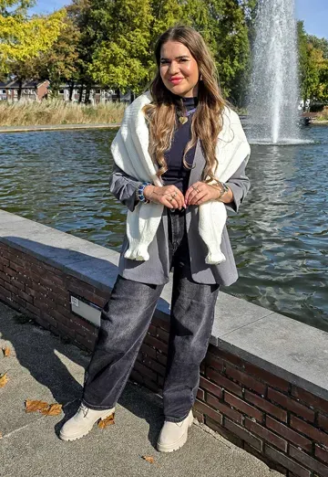 Image GREY DAYS, GREAT STYLE