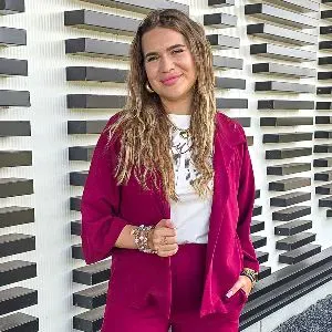 Jasje SELENA OLINE