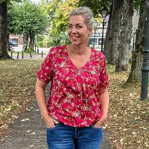 Top VERA KRYSTAL